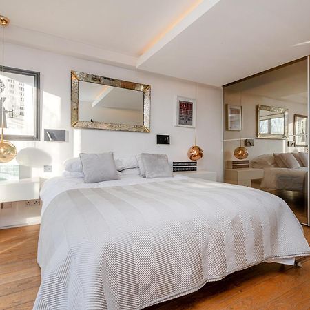 Stunning 3 Bedroom, 3 Bathroom Duplex With Terrace Лондон Екстериор снимка